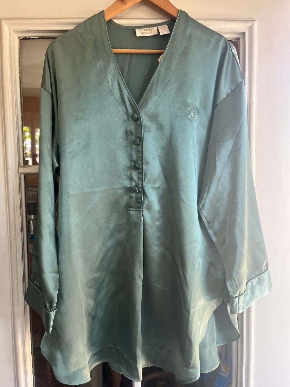 Victoria's Secret Satin Feel Emerald Green  long sleeve Pajama/ Shirt M/L